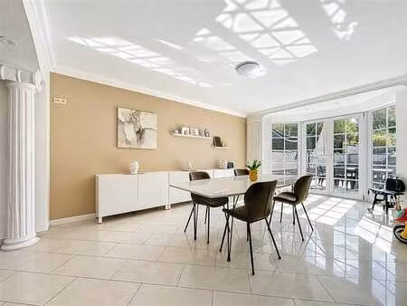 appartement – 2 ch – terrasse - jardin - garage