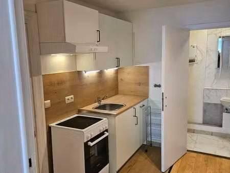 studio à louer à saint-gilles 