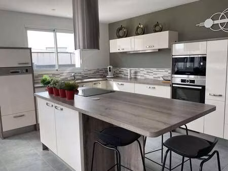 vente maison piscine à saint-jean-de-monts (85160) : à vendre piscine / 90m² saint-jean-de