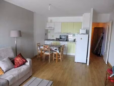 location appartement t1 à saint-sébastien-sur-loire zone naturelle (44230) : à louer t1 / 