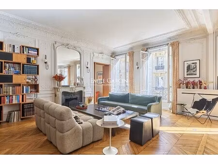 appartement de luxe à vendre dans le quartier hoche-friedland