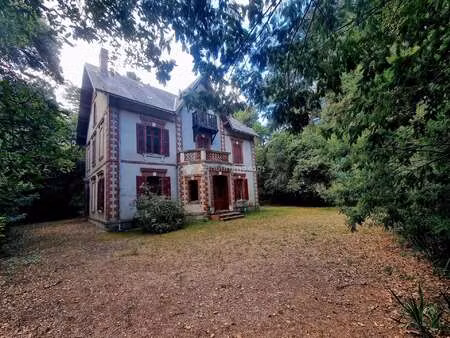 vente demeure d'exception à noirmoutier-en-l'île (85330) : à vendre / 300m² noirmoutier-en