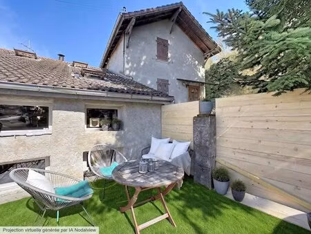 maison mitoyenne / appartement de 75m2 et jardin a allinges 299000€