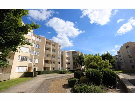 appartement montigny-le-bretonneux 68.63 m² t-3 à vendre  228 000 €