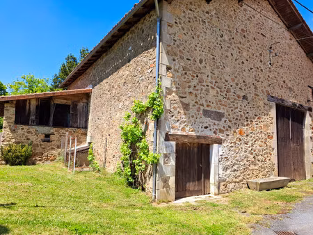 grange à vendre à terres-de-haute-charente (16270) - charente