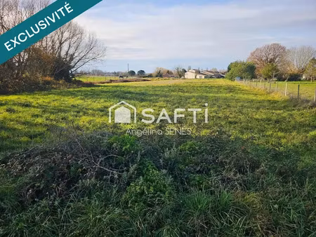 vente terrain 1740 m² à anglade (33390)  26 000 €
