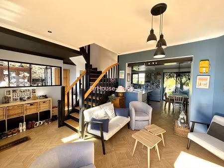 maison de 5 pièces avec jardin arboré terrasse au calme