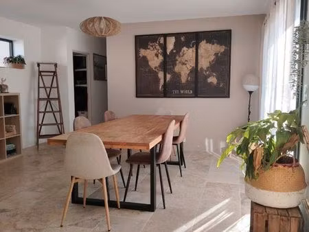 maison familiale avec extérieur