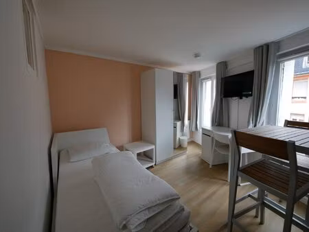 a louer appartement meuble de type f1 - le havre - proximité un