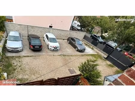 place de parking sécurisée à bondy