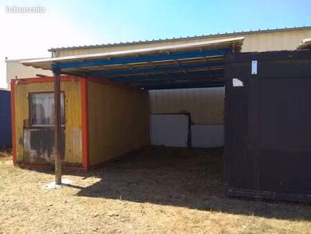 emplacement sous abris