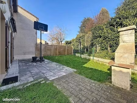 maison 5 pièces 90 m²