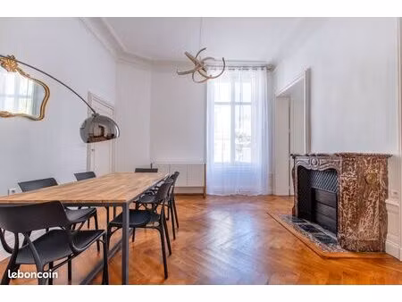 appartement haussmannien d'exception bd foch - vide ou meublé