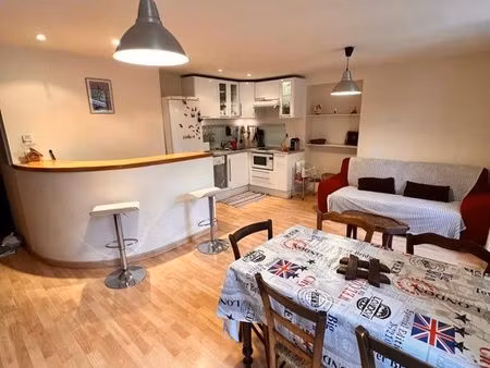 t2 à louer à l’année châteauroux les alpes