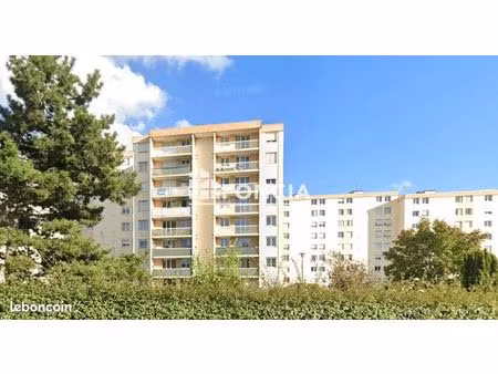 appartement 2 pièces 47m² à louer 864 - chilly - mazarin 91380