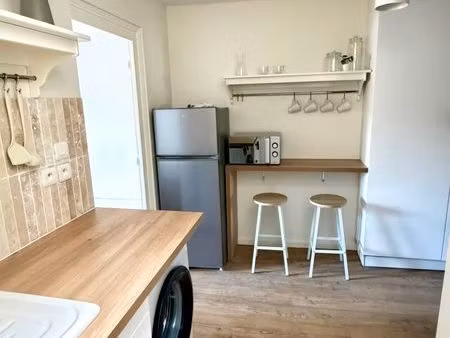 superbe t1 bis rénové et meublé en centre ville - secteur cathédrale