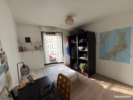 chambre mignonne près de paris avec toilettes privées – urgent à partir du 1er mai