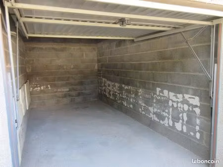 garage individuel fermé