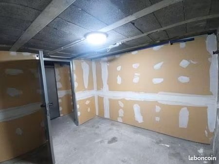 ? box 20m³– ?️ sécurisés – 55