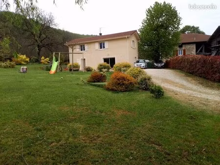 maison 6 pièces 143 m²