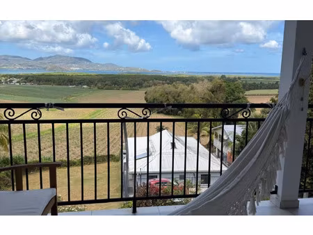 location appartement  m² t-4 à ducos  1 740 €