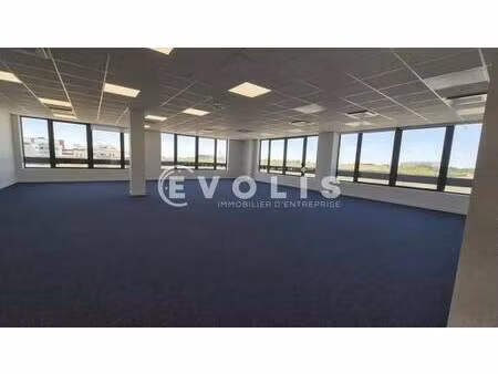 vente bureaux 105 m² à 565 m²