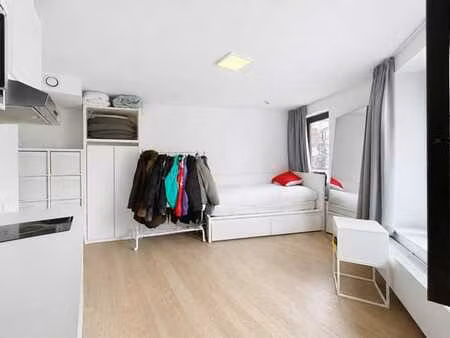studio 26m² lumineux avec espaces communs