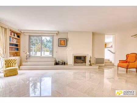 versailles glatigny appartement 6 pièces 174 m² 1er et dernier étage avec ascenseur  terra