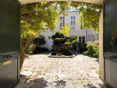 prestigieux bureau de 290 m2 en location - la rochelle  nouvelle-aquitaine