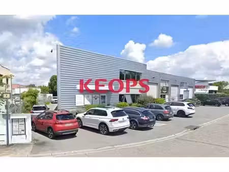 location local d’activités 355m²