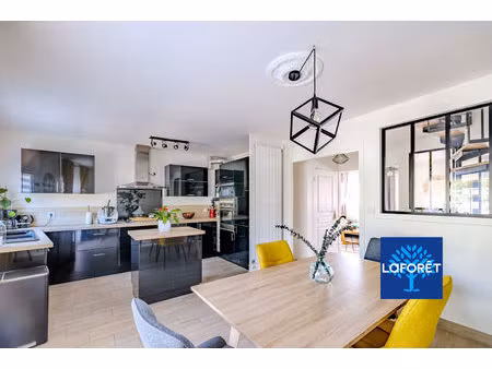 maison fosses 6 pièce(s) 115 m2