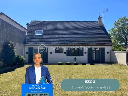 belle maison familiale de 115 m² avec son jardin de 430m2 environ. idéalement située – pro
