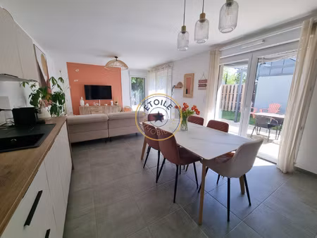 maison récente 3 chambres avec jardin et garage