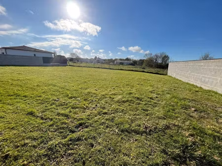 vente terrain à batir 843 m² à etaules (17750)  133 000 €