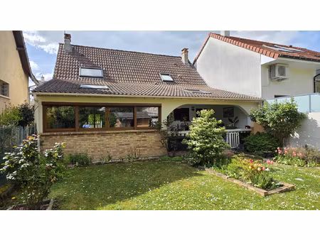 exclusivité cip- maison familiale 3 chambres vaujours qu