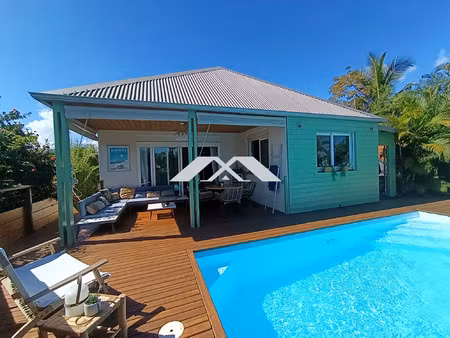 charmante villa f5 + piscine à la rivière saint-louis