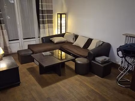 appartement - 1er étage - 50 m2 - 3 pièces - meublé