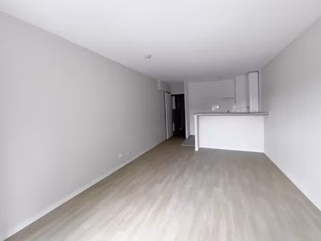 arceuil - a louer vide - beau studio de 29 9 m2 - avec parking