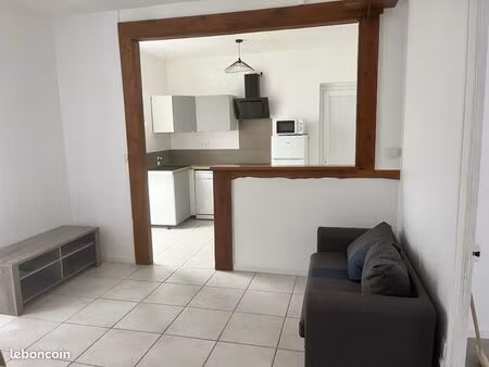 f2 appartement rez de chaussée