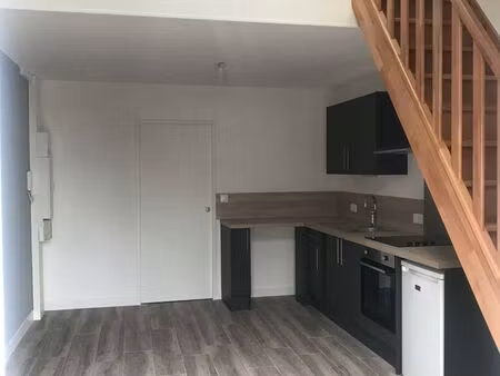 gravigny  app 2 pièces duplex 26m2 avec place de parking et proche t5