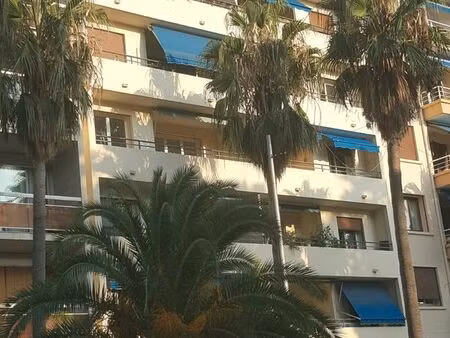 location centre ville hyères