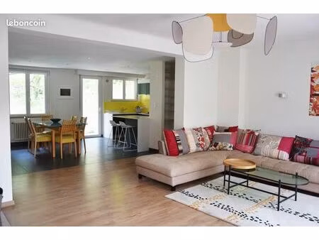 particulier loue bel appartement meublé de 90m2 avec jardin à ribeauvillé - 900/mois