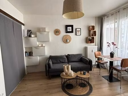 ais les bains studio meublé centre ville