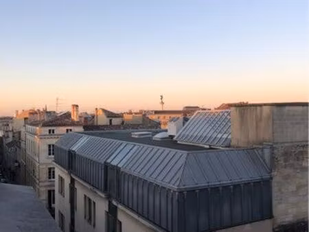 t3 bordeaux centre grands hommes