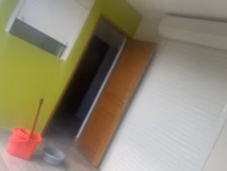 ? f2 à louer – le gosier (cocoyer)