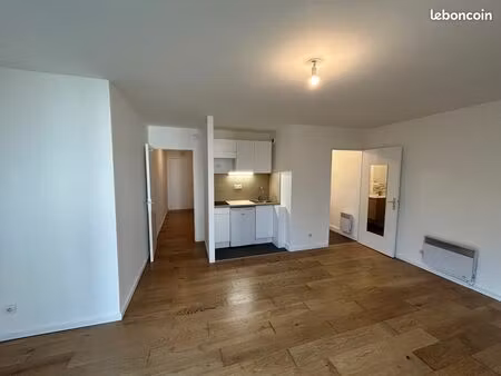 beau t1 lumineux totalement renove