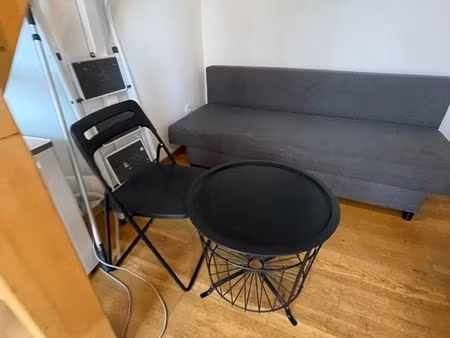 location studio meublé