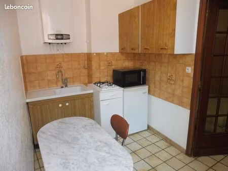 studio meublé a macon 3 rue dufour coté mairie