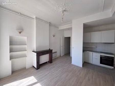 t3 cours julien - rue de rome