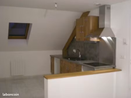 location appartement t 2 à saint georges sur eurechartres